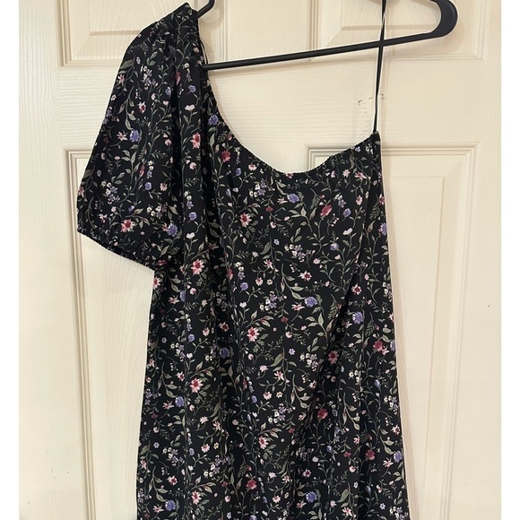 NWOT French Grey One Shoulder Floral Mini Dress - Picture 8 of 10